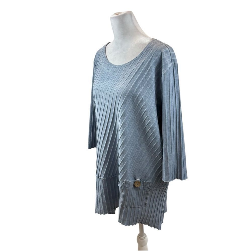 Brand new with Tags Focus Brand Ribbed Mineral Wash Blue Blouse Size Large
